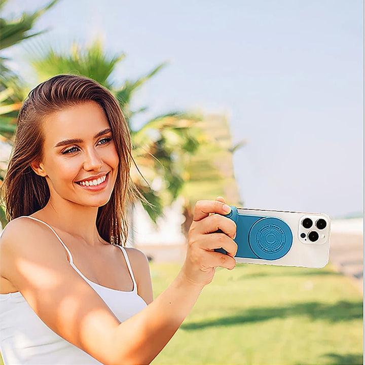 iPhone MagSafe Camera Grip with Power Bank – 3 - in - 1 Magnetic Handheld Selfie Tool - Aetheo Store